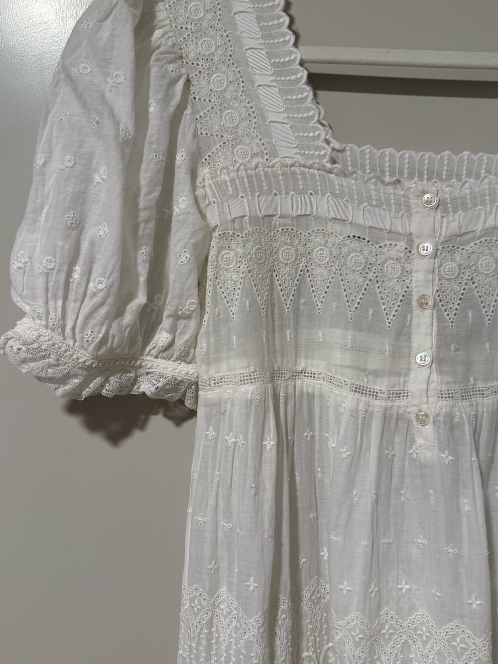 Doen White Embroidered Lace Mini Dress XXS